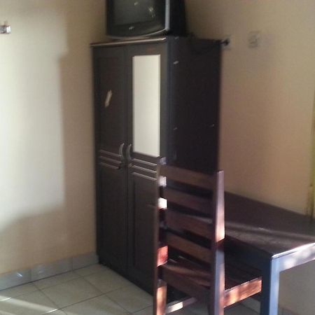 Dstay Kost Bali Джимбаран Номер фото